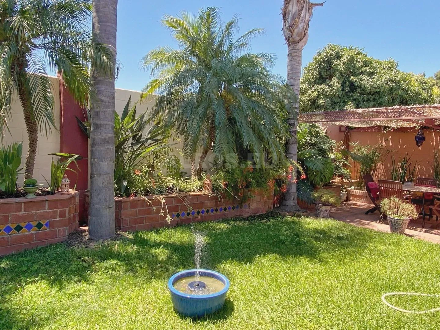 EXCLUSIVA VILLA CON VISTAS EN CERRALBA